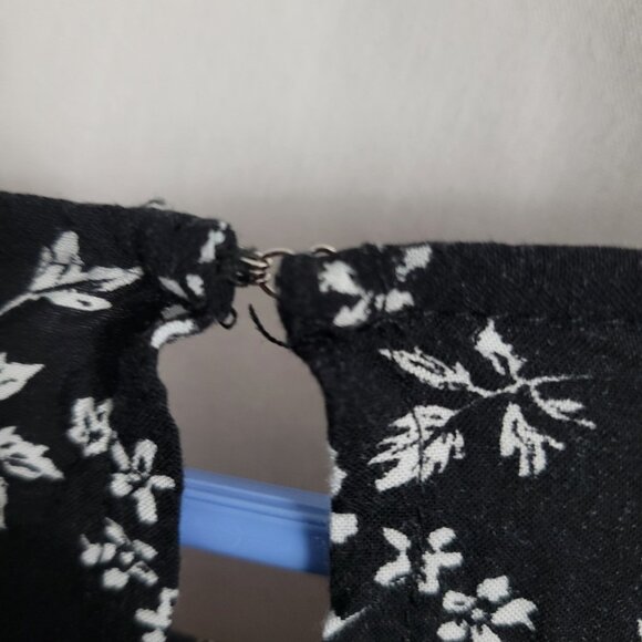 Vanilla Star Blouse Rayon Floral Black White tie waist BOHO frilly puff tasseled - Picture 8 of 11